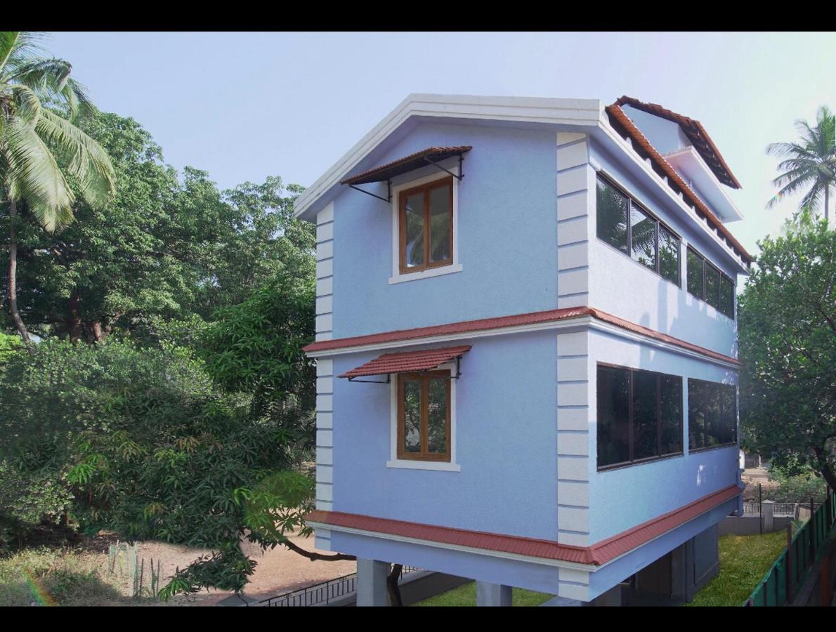 Franria Villa Guest House カラングート エクステリア 写真