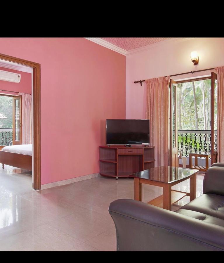 Franria Villa Guest House カラングート エクステリア 写真